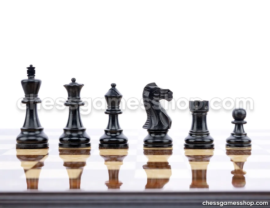 lesene Šahovske figure helsinki