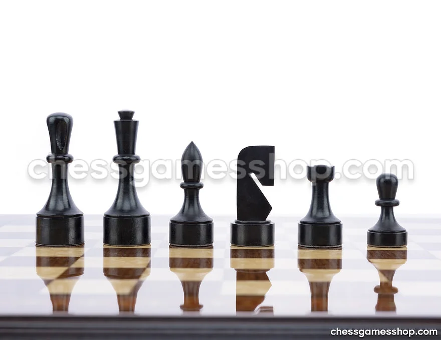 lesene Šahovske figure Ženeva