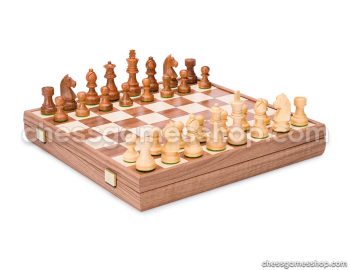 Šahovska garnitura oreh staunton box