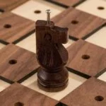 Jeu d'échecs pliable pour les aveugles et les malvoyants