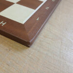 lesena Šahovnica standard 58 mm z manjšimi poškodbami