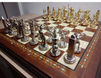 antiČna Šahovska garnitura archers large