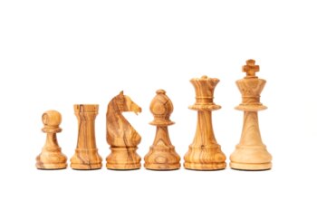 lesene Šahovske figure staunton olive 5